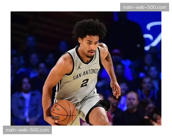 马刺连续11场胜利，年轻队伍用快攻和外线投篮追赶雷霆